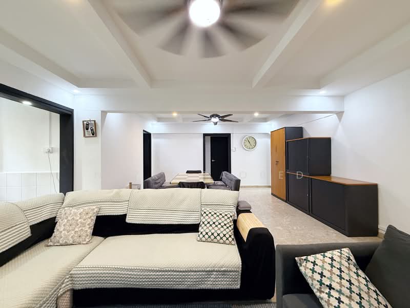 288 Tampines Street 22, 288 Tampines Street 22, 4 Bedrooms, 1,431 sqft, HDB Flat For Sale, by Nazri Baobed, 500135277 - Living Room - PropertyGuru.com.sg