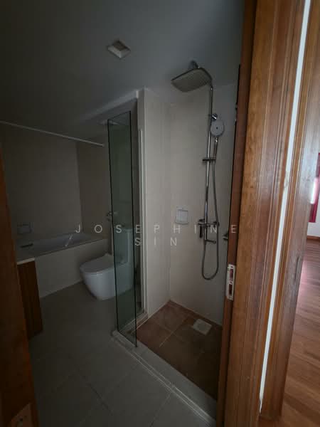 Mosque Street, , 2 Bedrooms, 1,005 sqft, Shophouse For Rent, by Josephine Sin, 500135286 - Master Bathroom - PropertyGuru.com.sg