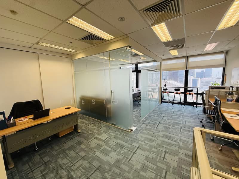Ocbc Centre, 65 Chulia Street, 911 sqft, Office For Rent, by Preston Tan, 500135296 - Interior - CommercialGuru.com.sg