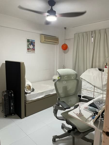 41 Sims Drive, 41 Sims Drive, 2 Bedrooms, 710 sqft, HDB Flat For Sale, by Patrick Wong, 500135298 - Bedroom - PropertyGuru.com.sg