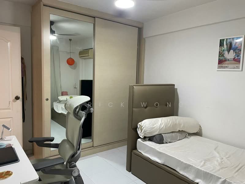 41 Sims Drive, 41 Sims Drive, 2 Bedrooms, 710 sqft, HDB Flat For Sale, by Patrick Wong, 500135298 - Bedroom - PropertyGuru.com.sg