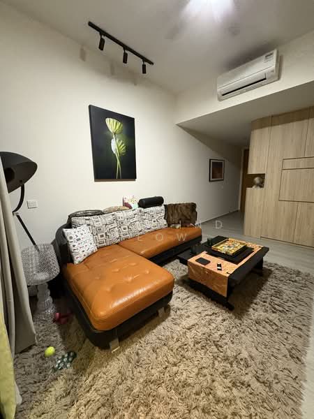 Soleil @ Sinaran, 6 Sinaran Drive, 2 Bedrooms, 936 sqft, Condominium For Rent, by Rosalind Teow, 500135306 - Living Room - PropertyGuru.com.sg