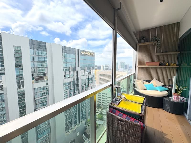 Soleil @ Sinaran, 6 Sinaran Drive, 2 Bedrooms, 936 sqft, Condominium For Rent, by Rosalind Teow, 500135306 - Balcony - PropertyGuru.com.sg