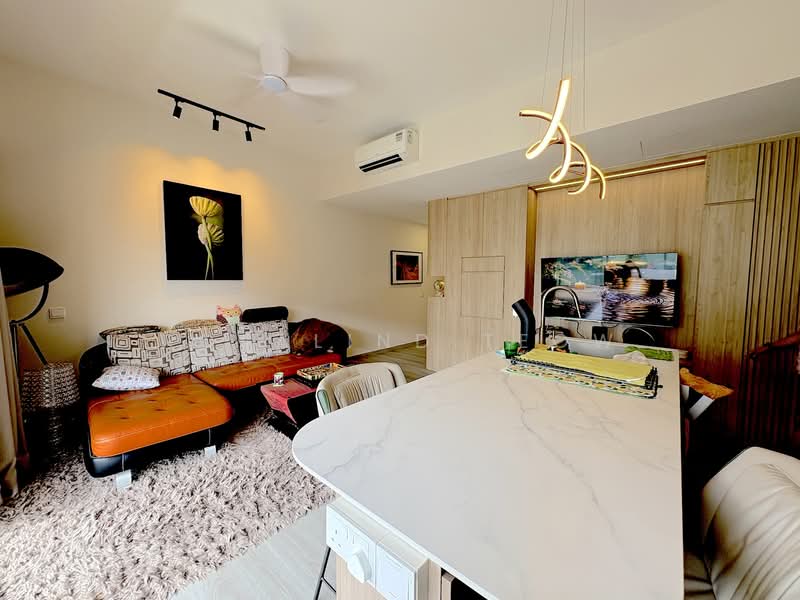 Soleil @ Sinaran, 6 Sinaran Drive, 2 Bedrooms, 936 sqft, Condominium For Rent, by Rosalind Teow, 500135306 - Living Room - PropertyGuru.com.sg