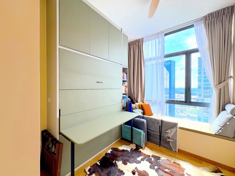 Soleil @ Sinaran, 6 Sinaran Drive, 2 Bedrooms, 936 sqft, Condominium For Rent, by Rosalind Teow, 500135306 - Study - PropertyGuru.com.sg