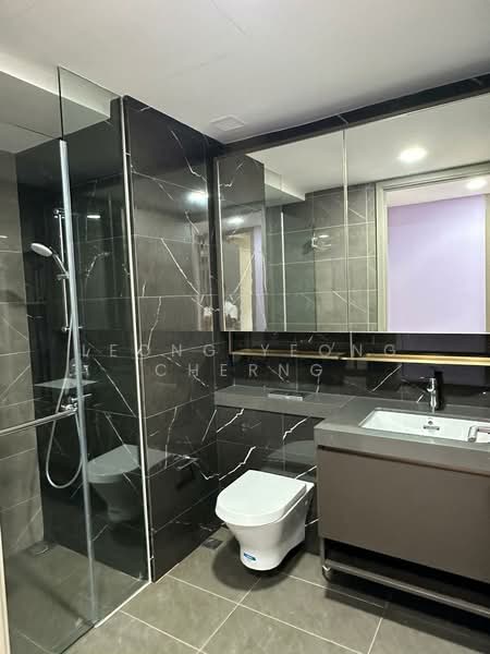 The Florence Residences, 99 Hougang Avenue 2, 2 Bedrooms, 635 sqft, Condominium For Rent, by Leong Yeong Cherng, 500135311 - Bathroom - PropertyGuru.com.sg