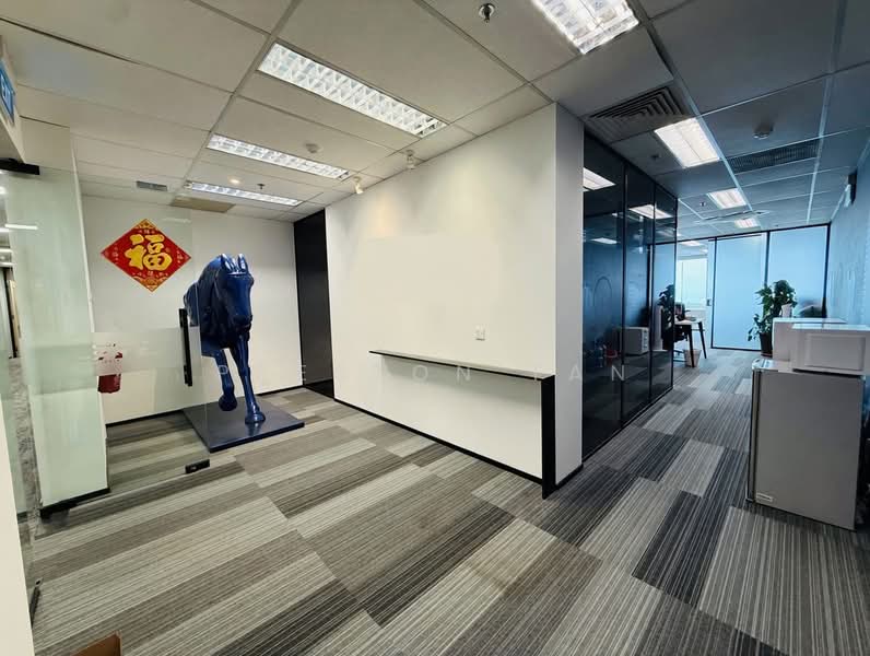 Ocbc Centre, 65 Chulia Street, 911 sqft, Office For Rent, by Preston Tan, 500135313 - Interior - CommercialGuru.com.sg