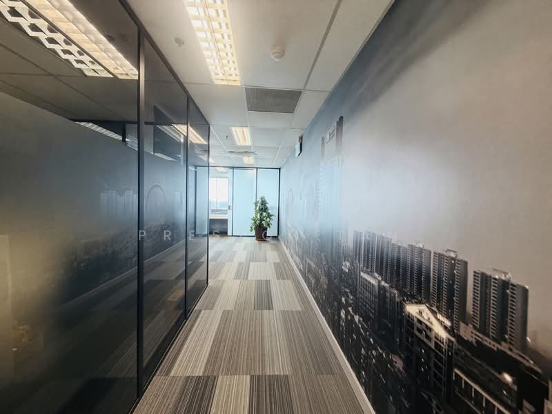 Ocbc Centre, 65 Chulia Street, Boat Quay / Raffles Place / Marina, 911 sqft, Office For Rent, by Preston Tan, 500135313 - Corridor - CommercialGuru.com.sg