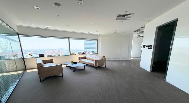 Suntec City Tower - Fitted or Bare Office, 9 Temasek Boulevard, 6,361 sqft, Office For Rent, by AGNES HEU, 500135314 - Interior - CommercialGuru.com.sg