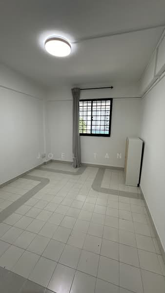 119 Ang Mo Kio Avenue 3, 119 Ang Mo Kio Avenue 3, 2 Bedrooms, 721 sqft, HDB Flat For Rent, by Joel Tan, 500135331 - Room 1 - PropertyGuru.com.sg