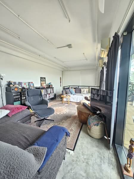 Novelty BizCentre, 18 Howard Road, 1,657 sqft, Light Industrial (B1) For Sale, by Shawn Yee, 500135333 - CommercialGuru.com.sg