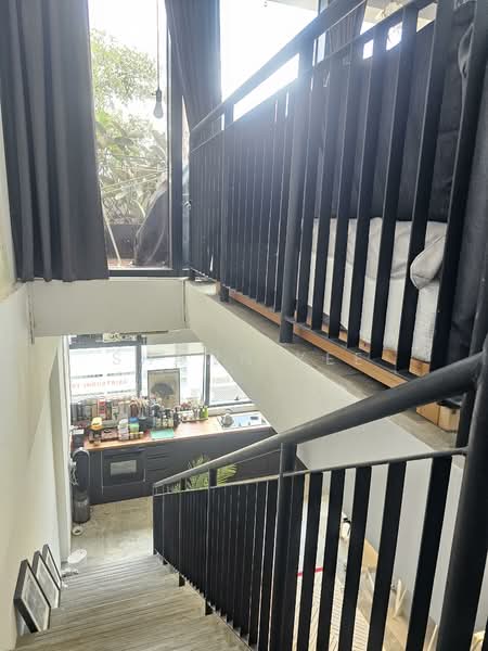 Novelty BizCentre, 18 Howard Road, 1,657 sqft, Light Industrial (B1) For Sale, by Shawn Yee, 500135333 - CommercialGuru.com.sg