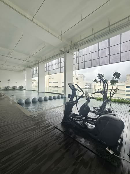 Novelty BizCentre, 18 Howard Road, 1,657 sqft, Light Industrial (B1) For Sale, by Shawn Yee, 500135333 - CommercialGuru.com.sg