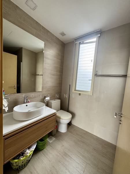 Sea Horizon, 19 Pasir Ris Rise, 4 Bedrooms, 1,582 sqft, Executive Condominium For Sale, by Roxanne Lee, 500135341 - PropertyGuru.com.sg