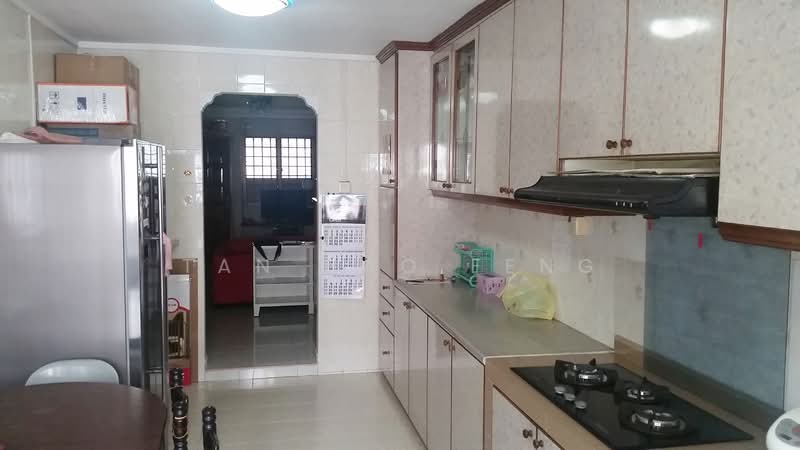 624 Ang Mo Kio Avenue 4, 624 Ang Mo Kio Avenue 4, 2 Bedrooms, 731 sqft, HDB Flat For Rent, by Tan Hao Feng, 500135349 - Kitchen - PropertyGuru.com.sg