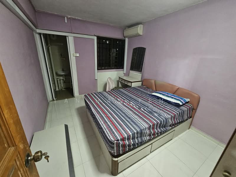 624 Ang Mo Kio Avenue 4, 624 Ang Mo Kio Avenue 4, 2 Bedrooms, 731 sqft, HDB Flat For Rent, by Tan Hao Feng, 500135349 - Bedroom - PropertyGuru.com.sg