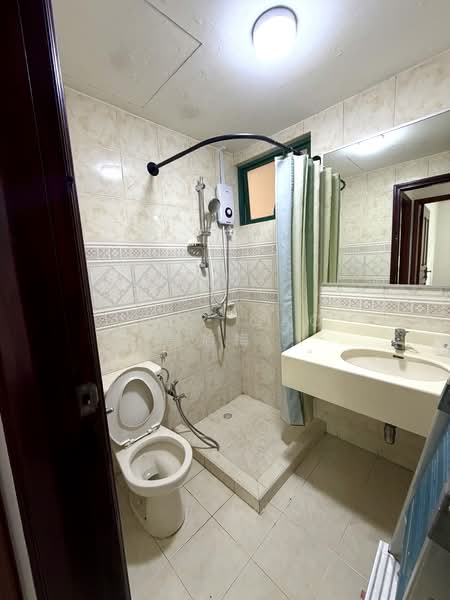 Hillview Heights, 29 Hillview Avenue, 2 Bedrooms, 990 sqft, Condominium For Rent, by Judy Gao 高旭梅., 500135350 - Bathroom - PropertyGuru.com.sg