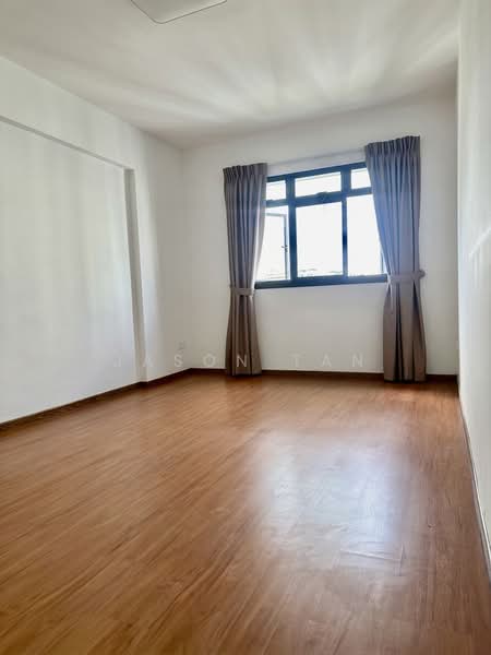 20 Jalan Membina, 20 Jalan Membina, 3 Bedrooms, 1,183 sqft, HDB Flat For Sale, by Jason Tan, 500135363 - Bedroom 2 - PropertyGuru.com.sg