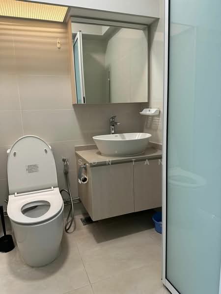20 Jalan Membina, 20 Jalan Membina, 3 Bedrooms, 1,183 sqft, HDB Flat For Sale, by Jason Tan, 500135363 - Common Bathroom - PropertyGuru.com.sg