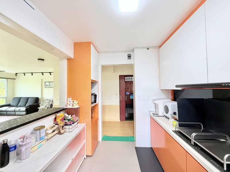 890B Woodlands Drive 50, 890B Woodlands Drive 50, 3 Bedrooms, 1,216 sqft, HDB Flat For Sale, by Jia Ling Seah, 500135367 - Kitchen - PropertyGuru.com.sg