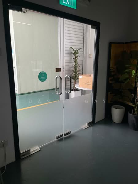 Tat Ann Building, 40 Jalan Pemimpin, Ang Mo Kio / Bishan / Thomson, 1,850 sqft, Light Industrial (B1) For Rent, by Daniel Gay, 500135375 - Entrance - CommercialGuru.com.sg