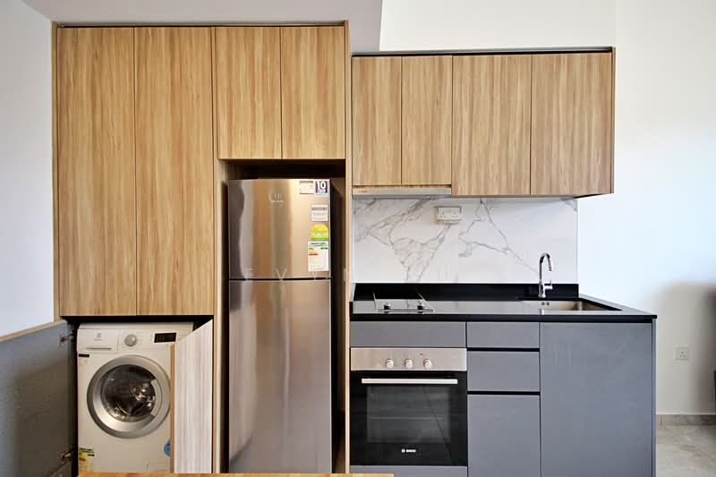 The Verandah Residences, 227 Pasir Panjang Road, 1 Bedroom, 592 sqft, Condominium For Rent, by Evyn Xu, 500135378 - Kitchen - PropertyGuru.com.sg