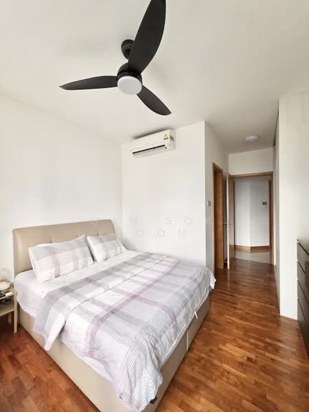 Tanamera Crest, 6 Pari Dedap Walk, 3 Bedrooms, 1,163 sqft, Condominium For Sale, by Gan Sok Hoon, 500135382 - Spacious Bedroom can fit King Bed - PropertyGuru.com.sg
