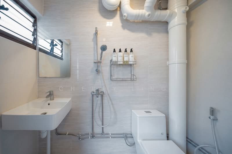 946 Jurong West Street 91, 946 Jurong West Street 91, 3 Bedrooms, 1,130 sqft, HDB Flat For Sale, by Cherry Ling, 500135396 - Bathroom - PropertyGuru.com.sg