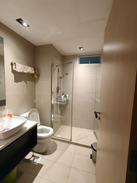 Forestville, 24 Woodlands Drive 16, 4 Bedrooms, 1,249 sqft, Executive Condominium For Rent, by Alvin Tay, 500135408 - Bathroom - PropertyGuru.com.sg
