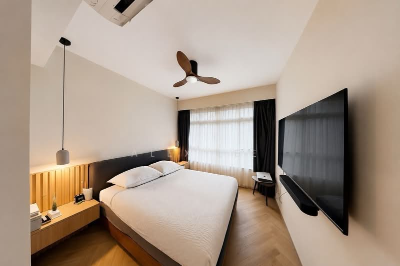 113D McNair Towers, 113D Mcnair Road, 2 Bedrooms, 732 sqft, HDB Flat For Sale, by Alex Lee, 500135413 - Master Bedroom - PropertyGuru.com.sg