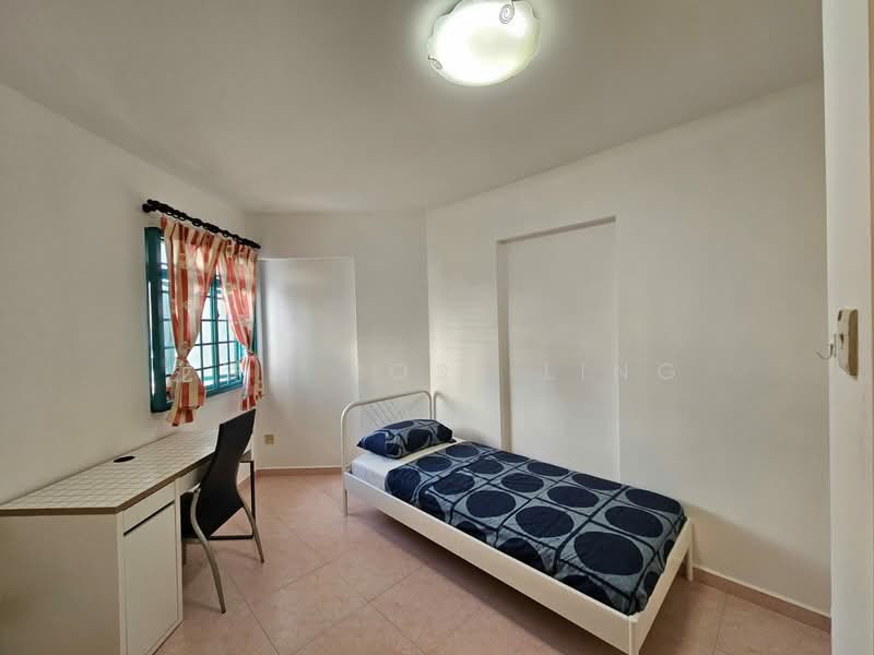 12 Farrer Park Road, 12 Farrer Park Road, 3 Bedrooms, 969 sqft, HDB Flat For Sale, by 龙姿绮 Rose Ling, 500135418 - Bedroom - PropertyGuru.com.sg