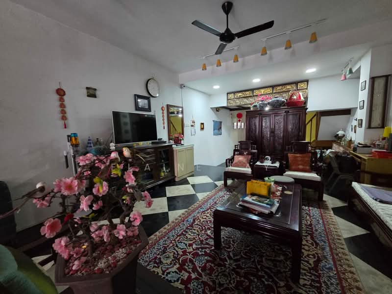 Ceylon road, Ceylon Road, East Coast / Marine Parade, Room Rental, 125 sqft, Conservation House For Rent, by Elaine Tay, 500135460 - Living Room - PropertyGuru.com.sg