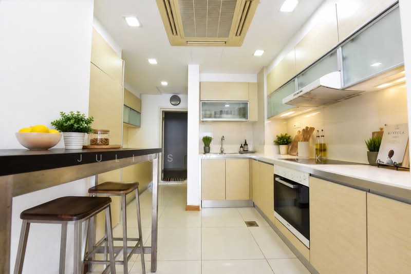 The Sail @ Marina Bay, 6 Marina Boulevard, 4 Bedrooms, 2,200 sqft, Condominium For Rent, by Julius WL Fock, 500135468 - Kitchen - PropertyGuru.com.sg