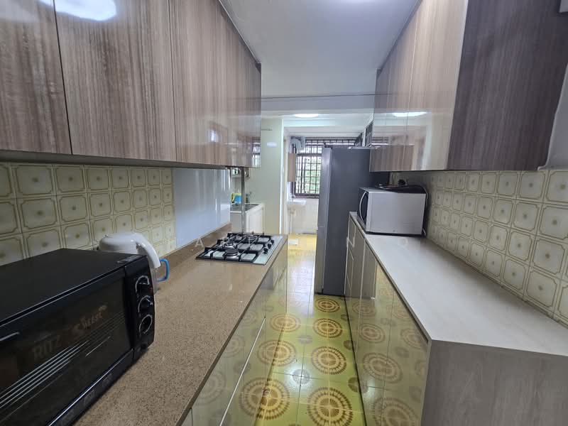 33 Jalan Bahagia, 33 Jalan Bahagia, 2 Bedrooms, 600 sqft, HDB Flat For Rent, by Sharlyn Neo, 500135473 - Kitchen - PropertyGuru.com.sg