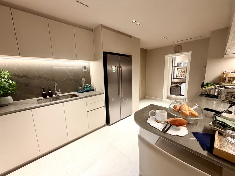 River Modern, River Galley Green, 4 Bedrooms, 1,830 sqft, Condominium For Sale, by Alvin Khoo 邱永顺, 500135488 - Kitchen - PropertyGuru.com.sg