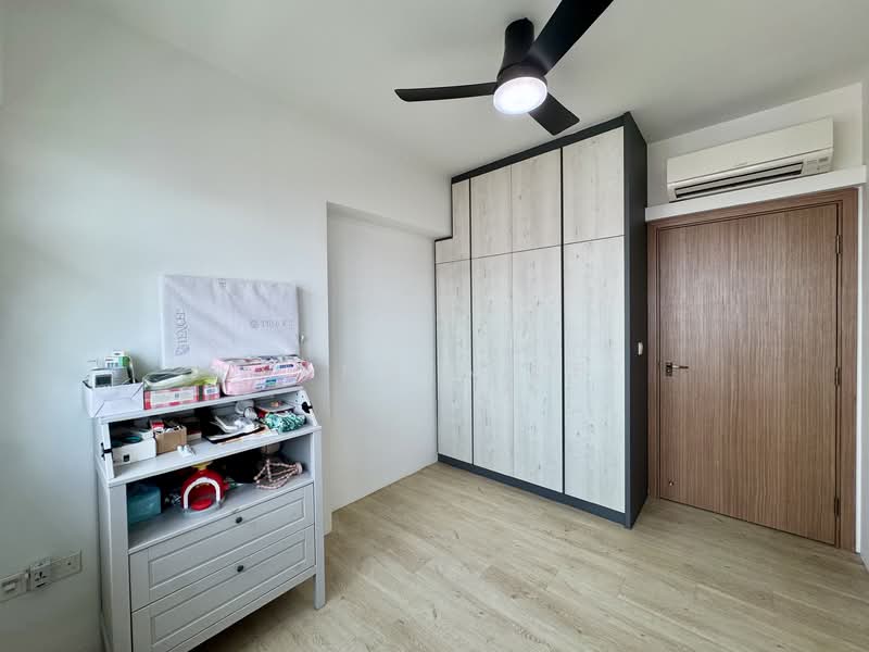 439C Bukit Batok West Avenue 8, 439C Bukit Batok West Avenue 8, 3 Bedrooms, 1,001 sqft, HDB Flat For Sale, by Branden Lee, 500135497 - Common Bedroom 2 - PropertyGuru.com.sg