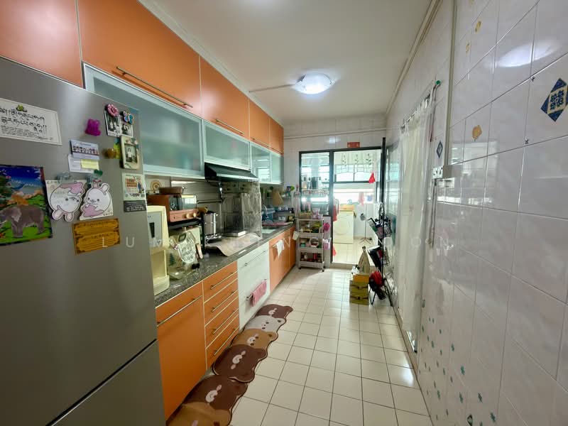 556 Woodlands Drive 53, 556 Woodlands Drive 53, 3 Bedrooms, 1,237 sqft, HDB Flat For Sale, by Lum Kheng Loon, 500135521 - PropertyGuru.com.sg