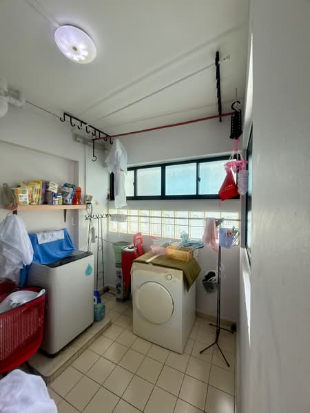 556 Woodlands Drive 53, 556 Woodlands Drive 53, 3 Bedrooms, 1,237 sqft, HDB Flat For Sale, by Lum Kheng Loon, 500135521 - PropertyGuru.com.sg