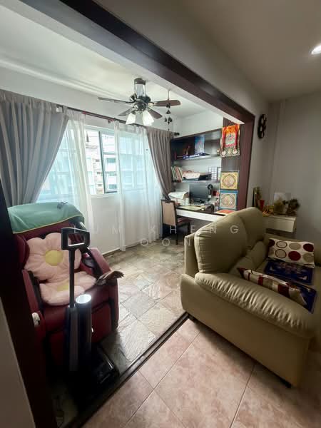 556 Woodlands Drive 53, 556 Woodlands Drive 53, 3 Bedrooms, 1,237 sqft, HDB Flat For Sale, by Lum Kheng Loon, 500135521 - PropertyGuru.com.sg