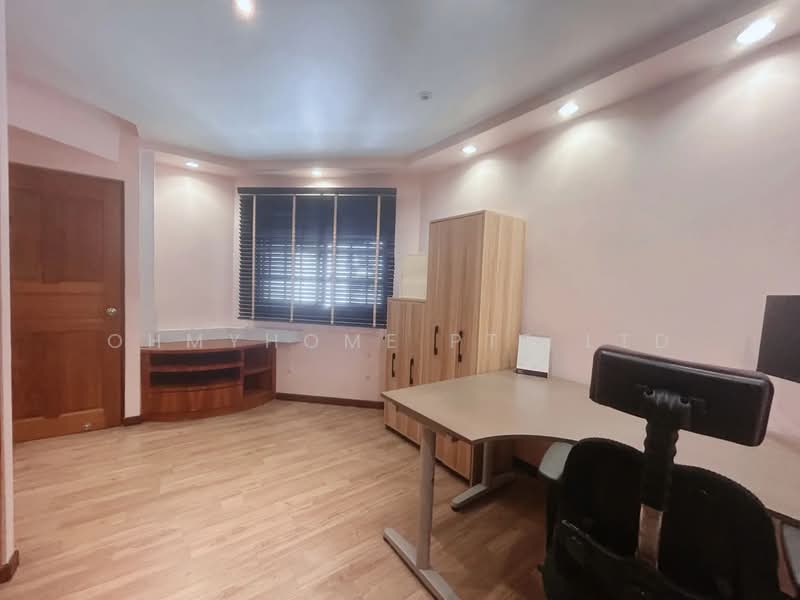 896A Woodlands Drive 50, 896A Woodlands Drive 50, 3 Bedrooms, 1,259 sqft, HDB Flat For Sale, by KEE PENG HAR, 500135523 - Study - PropertyGuru.com.sg