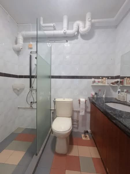 896A Woodlands Drive 50, 896A Woodlands Drive 50, 3 Bedrooms, 1,259 sqft, HDB Flat For Sale, by KEE PENG HAR, 500135523 - Bathroom - PropertyGuru.com.sg