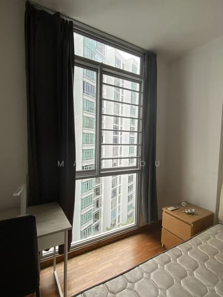 The Lakeshore, 31 Jurong West Street 41, 3 Bedrooms, 1,152 sqft, Condominium For Rent, by Mary Hou, 500135533 - Bedroom - PropertyGuru.com.sg
