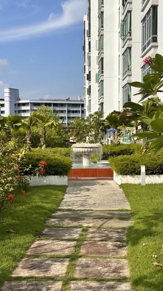 The Lakeshore, 31 Jurong West Street 41, 3 Bedrooms, 1,141 sqft, Condominium For Rent, by Martin Du, 500135562 - Exterior - PropertyGuru.com.sg