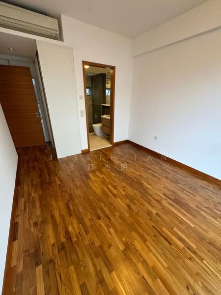 Woodhaven, 71 Woodgrove Avenue, 4 Bedrooms, 3,358 sqft, Condominium For Sale, by Jessie Tan 陈杰识, 500135566 - Interior - PropertyGuru.com.sg