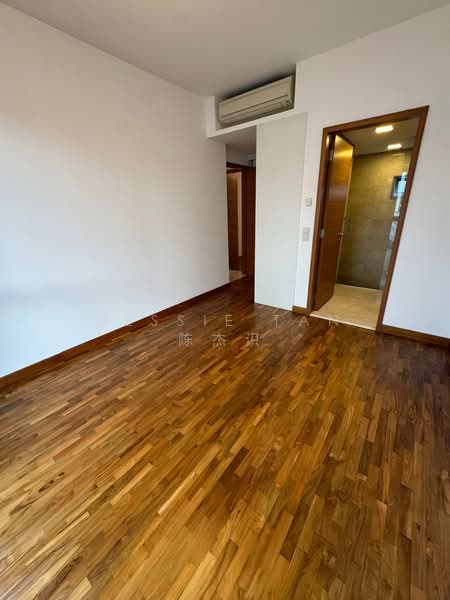 Woodhaven, 71 Woodgrove Avenue, 4 Bedrooms, 3,358 sqft, Condominium For Sale, by Jessie Tan 陈杰识, 500135566 - Interior - PropertyGuru.com.sg