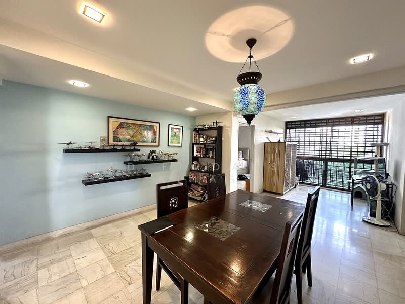216 Lorong 8 Toa Payoh, 216 Lorong 8 Toa Payoh, 3 Bedrooms, 1,259 sqft, HDB Flat For Sale, by Ahmad Firdaus Bin Alias, 500135575 - Dining Room - PropertyGuru.com.sg