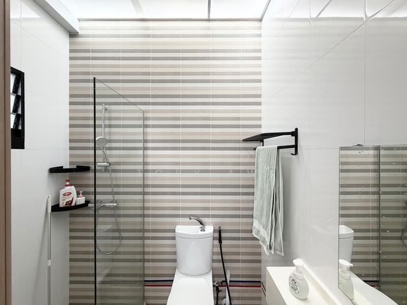 415B Northshore Drive, 415B Northshore Drive, 3 Bedrooms, 1,206 sqft, HDB Flat For Sale, by Toby Aw, 500135584 - Bathroom - PropertyGuru.com.sg