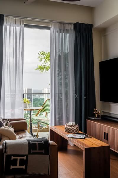 Stirling Residences, 21 Stirling Road, 2 Bedrooms, 635 sqft, Condominium For Rent, by April Xu, 500135607 - Living Room - PropertyGuru.com.sg