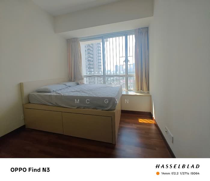 Regency Suites, 36 Kim Tian Road, 3 Bedrooms, 1,421 sqft, Apartment For Rent, by MC Gan, 500135616 - Bedroom - PropertyGuru.com.sg