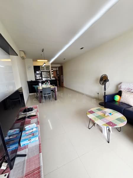 Kovan Melody, 37 Kovan Road, 3 Bedrooms, 1,227 sqft, Condominium For Sale, by Matthias Chia 谢金城, 500135619 - Living Room - PropertyGuru.com.sg